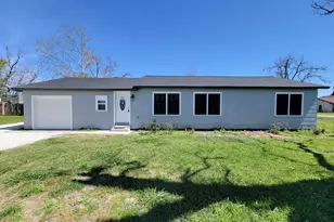 413 S Market St, Brazoria, TX 77422 - Photo 38