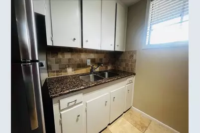 5123 Del Monte Drive #1, Houston, TX 77056 - Photo 6