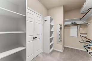 13811 Birney Point Ln, Houston, TX 77044 - Photo 8