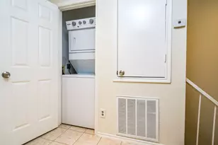 1103 Dulles Ave, Stafford, TX 77477 - Photo 16