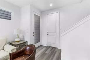 4602 Crown Grove Ln, Houston, TX 77018 - Photo 2