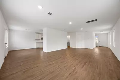 3034 Twisted Myrtle Drive, Conroe, TX 77301 - Photo 6