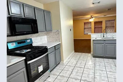 1375 Hitchin Lane, Channelview, TX 77530 - Photo 4