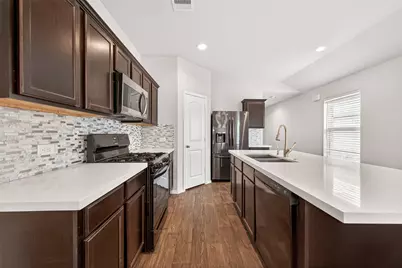 23119 Barrington Bluff Trail, Spring, TX 77373 - Photo 8