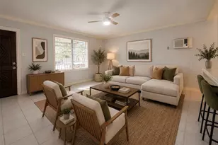 613 Pacific St, Houston, TX 77006 - Photo 4