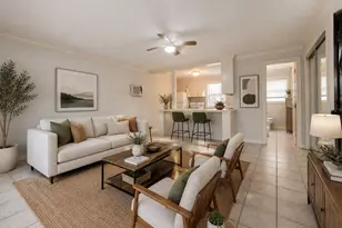 613 Pacific St, Houston, TX 77006 - Photo 8
