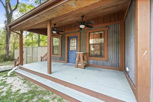 12991 Royal Creek Rd, Conroe, TX 77303 - Photo 4