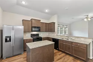 426 Kickapoo Dr, Anahuac, TX 77514 - Photo 16
