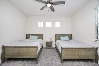 7906 Hopewell Lane, Houston, TX 77071 - Photo 14
