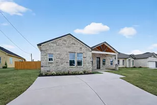 1129 Longleaf Pne St, Huffman, TX 77336 - Photo 1