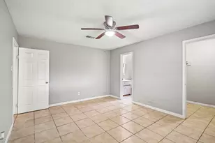 4202 Townes Forest Rd, Friendswood, TX 77546 - Photo 14