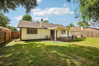 4202 Townes Forest Road, Friendswood, TX 77546 - Photo 30