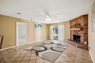4202 Townes Forest Road, Friendswood, TX 77546 - Photo 4