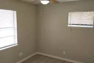 218 44th St, Houston, TX 77018 - Photo 4