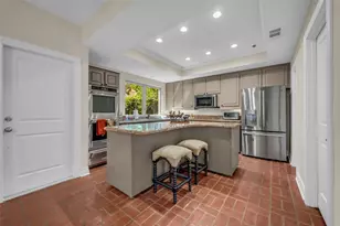 20 Sugar Berry Cir, Houston, TX 77024 - Photo 6