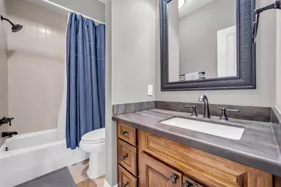 20 Sugarberry Circle, Houston, TX 77024 - Photo 20