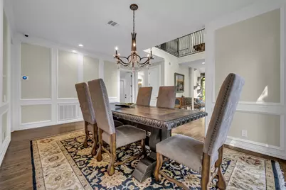 20 Sugarberry Circle, Houston, TX 77024 - Photo 4