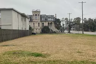 1628 Sealy St, Galveston, TX 77550 - Photo 1