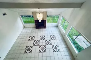 12915 Ashford Knoll Dr, Houston, TX 77082 - Photo 2