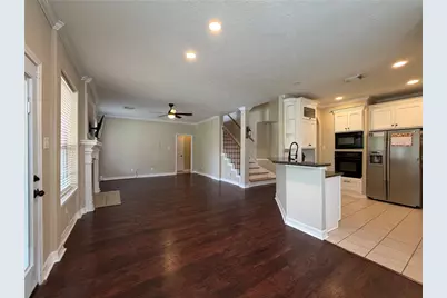 1113 Shadowbend Street, Pearland, TX 77581 - Photo 8