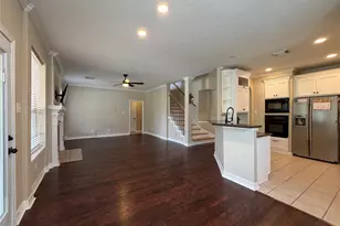 1113 Shadowbend St, Pearland, TX 77581 - Photo 8