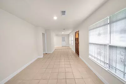 3032 Briarwick Lane, Houston, TX 77093 - Photo 10