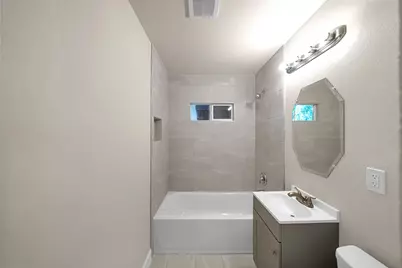 3032 Briarwick Lane, Houston, TX 77093 - Photo 20
