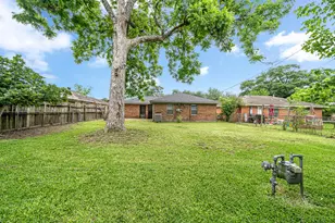 3032 Briarwick Ln, Houston, TX 77093 - Photo 36