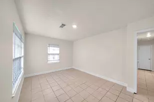 3032 Briarwick Ln, Houston, TX 77093 - Photo 14