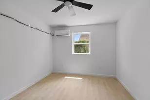 6840 Fairway Dr, Houston, TX 77087 - Photo 18