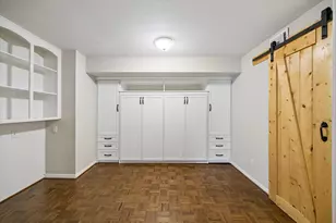 355 N Post Oak Ln, Houston, TX 77024 - Photo 10