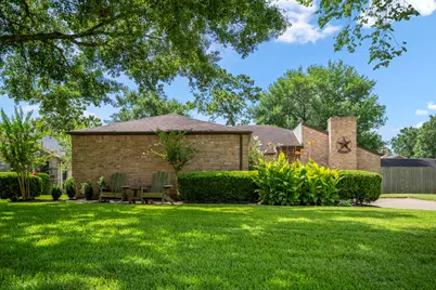 20311 Lake Sherwood Drive, Katy, TX 77450 - Photo 2