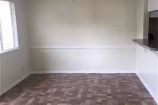 499 W San Antonio, Lockhart, TX 78644 - Photo 6