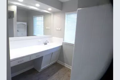 8715 Ilona Lane, Houston, TX 77025 - Photo 14