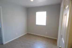 8715 Ilona Ln, Houston, TX 77025 - Photo 16