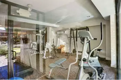 510 Lovett Boulevard #403, Houston, TX 77006 - Photo 16