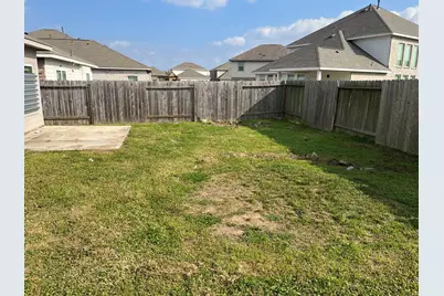 110 Kelly Street, Angleton, TX 77515 - Photo 16