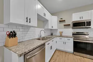 10317 Lake Rd, Houston, TX 77070 - Photo 6