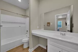 10317 Lake Rd, Houston, TX 77070 - Photo 12