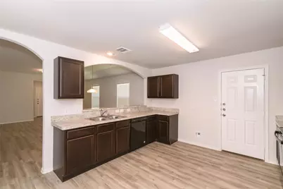 8611 Oak Grove Church Street, Houston, TX 77028 - Photo 2