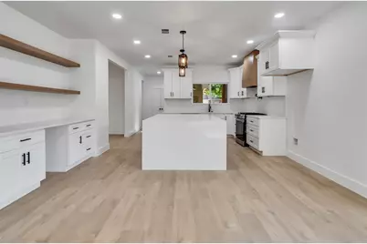 3035 Pecan Point Dr, Sugar Land, TX 77478 - Photo 12