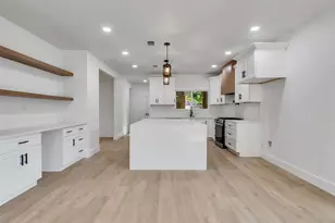 3035 Pecan Point Dr, Sugar Land, TX 77478 - Photo 12
