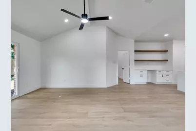 3035 Pecan Point Dr, Sugar Land, TX 77478 - Photo 6