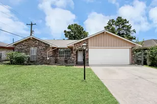 5406 Yorkwood St, Houston, TX 77016 - Photo 2