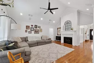 2919 Piccadilly Circus St, Pearland, TX 77581 - Photo 10