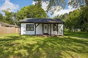 312 Steddum Dr, League City, TX 77573 - Photo 1