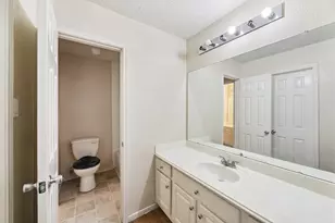 1510 Pine Creek Dr, Pearland, TX 77581 - Photo 16