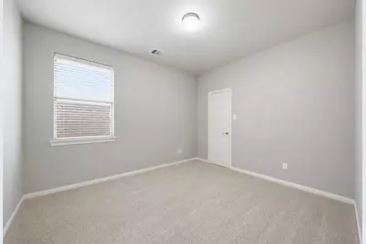 8635 Sunny Gallop Drive, Tomball, TX 77375 - Photo 10