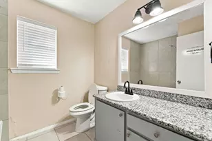 25119 Lynbriar Ln, Spring, TX 77373 - Photo 16