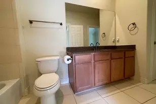 9103 Creekstone Lake Dr, Houston, TX 77054 - Photo 36